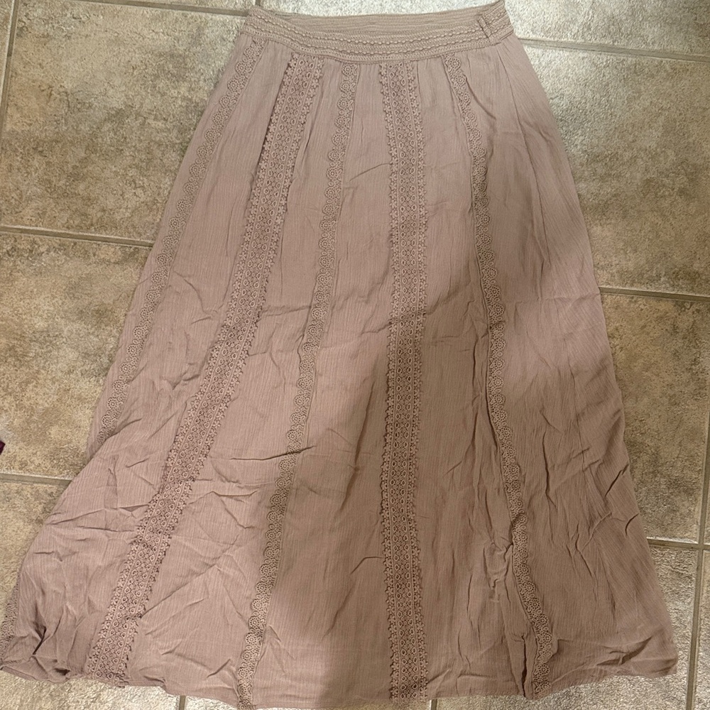 Elegant Taupe Lace-Trimmed Skirt